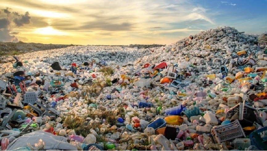 Pembuangan Plastik Pembuangan Plastik