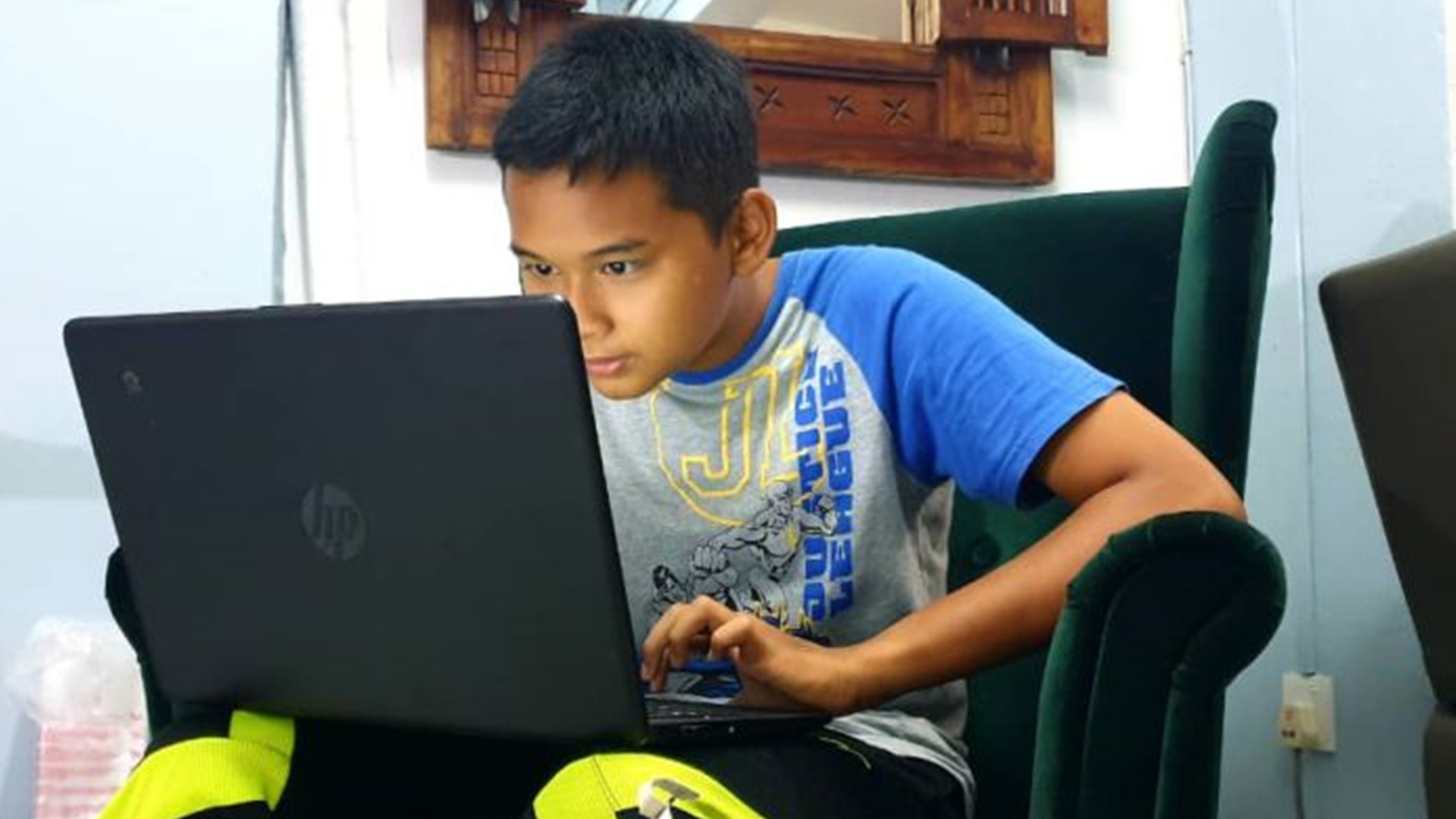 Benci Sekolah? Ini Alternatif Pendidikan Baru Yang Korang Perlu Tahu Benci Sekolah? Ini Alternatif Pendidikan Baru Yang Korang Perlu Tahu